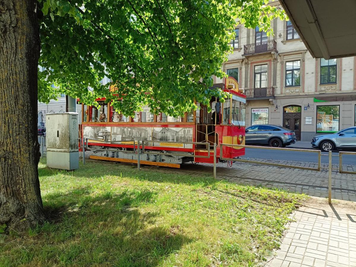 Centrally Located Studio Apartment Riga Extérieur photo